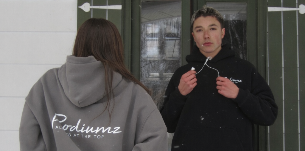 Oversized Fleece Hoodie – 14 Colors (pre-order)